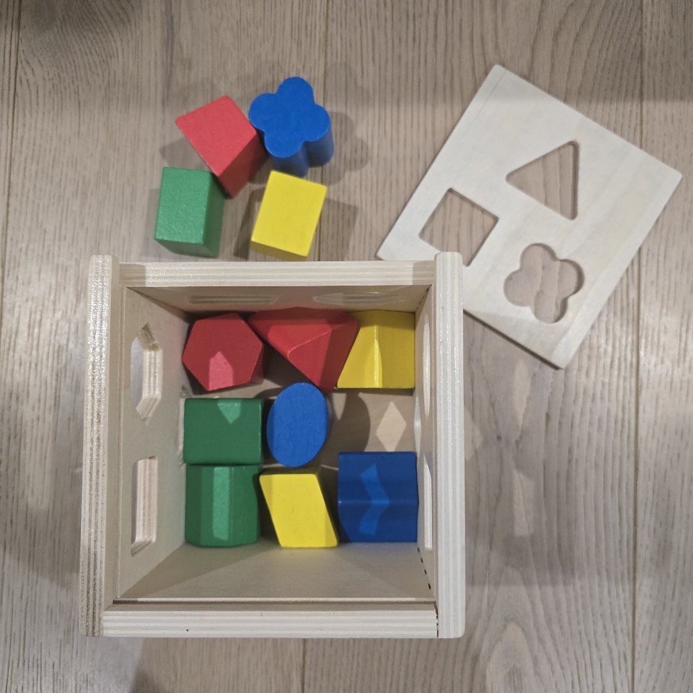 Euc Melissa & Doug Wooden Toy